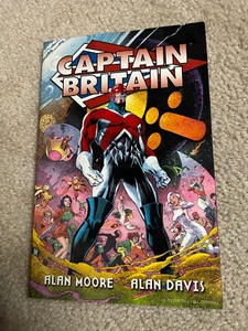 Captain Britain Graphic Novel TPB Alan Moore Alan Davis Trade Paperback - Picture 1 of 8