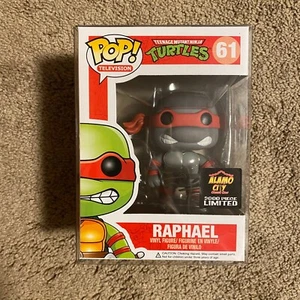 Funko Pop! ACCC 2013 Alamo City TMNT Greyscale Raphael #61! LE 1/2000! RARE!!! - Picture 1 of 10