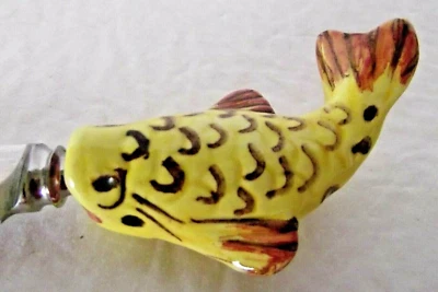 Courtier Company Ltd England Ceramic Fish Knife Yellow Sharp 7" Length Cutlery  - Image 1 of 4