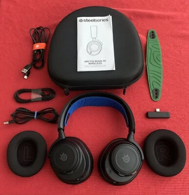 Steelseries Arctis Nova 7x Cooling Gel Ear Pads, Protective Carry Case + Extras! - Image 1 of 4
