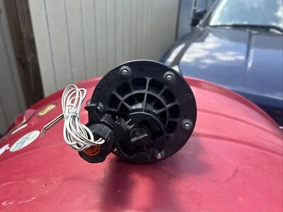 Rainbird 200-2" Threaded Commercial Sprinkler Valve - Image 1 of 4