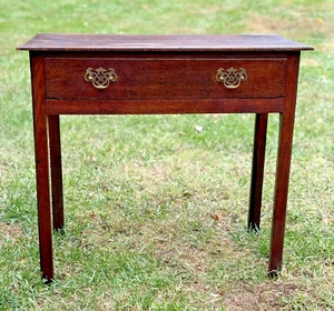 18th Century George III Lowboy Table--Shipping Available - Picture 1 of 6