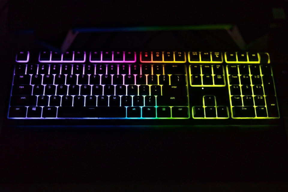 RAZER ORNATA V2 Gaming Keyboard | Full-Size Wired Chroma RGB | Hybrid - Image 1 of 1