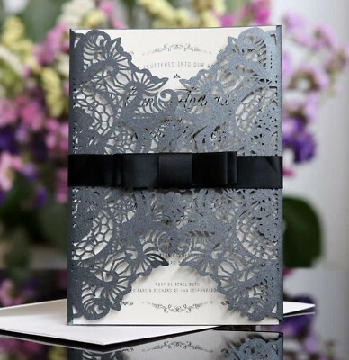 Elegante Tarjeta de Invitación Floral Corte Láser para Boda Novia Ducha Invitación Foto 1 de 4