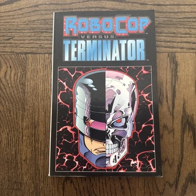 Sistema Robocop vs Terminator Comic Star exclusivo 1992 con insertos Foto 1 de 4