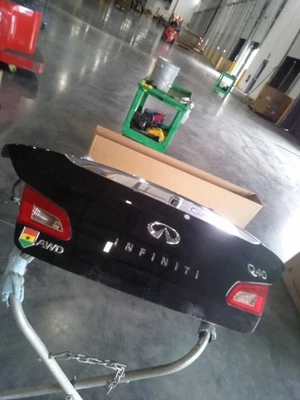 Maletero/portón trasero sedán de 4 puertas para 15 Infiniti Q40 465258 Foto 1 de 2