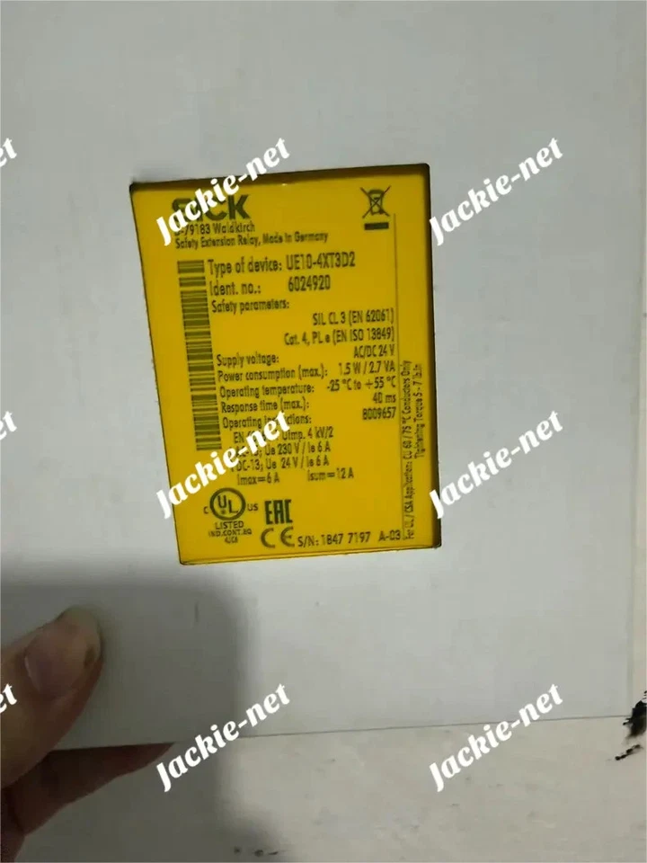 1PCS NEW UE10-4XT3D2   VIA DHL/UPS   && ✈️✈️ - Image 1 of 1