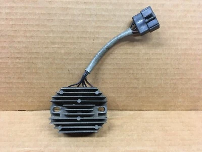 2002 Suzuki SV650 регулятор выпрямитель, OEM #62719 - Изображение 1 из 4