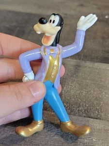 2021 Disney goofy McDonald's toy figure Formal Wear - Picture 1 of 4