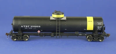 American Limited Models 1843 HO Scale ATSF GATC Tank Car #101268 - Image 1 of 2