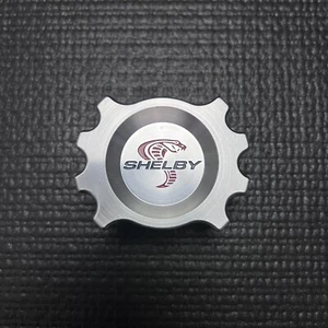 Tapa de aceite de motor Shelby GT Berg Snake Ford Mustang rara nueva de stock - Imagen 1 de 4