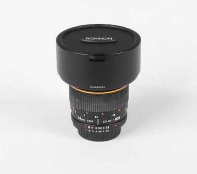 Tapas de montaje Rokinon 14 mm f/2,8 ultra gran angular digital, NIKON F Foto 1 de 4