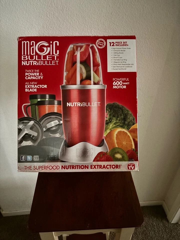 Magic Bullet NutriBullet 12-Piece Set – New, 600W Extractor - Image 1 of 4
