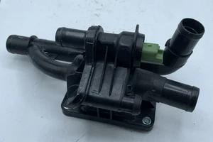 Housing Crankcase Thermostat 1.4 HDI - 1.6 1.5 TDCI Citroen Ford Fiat - Picture 1 of 4