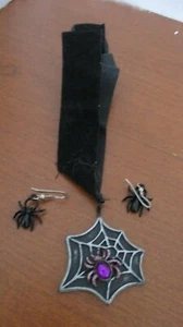SPIDER WEB & SPIDER CHOKER NECKLACE with BLACK SPIDER EARRINGS~New - Picture 1 of 3