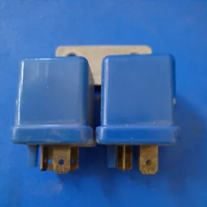 70S-80S DATSUN 280ZX MISC.RELAYS PAIR OF 2523089977 NILES - Bild 1 von 3