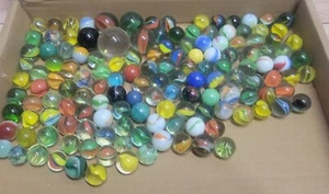 100+ Stück Marmor Konvolut + 4 Schützen - Bild 1 von 9
