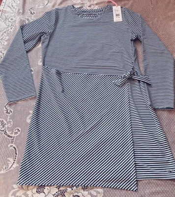 Vineyard Vines Girl's Asymmetric Dress Size XL (16) NEW Deep Bay Navy Stripe - Image 1 of 4