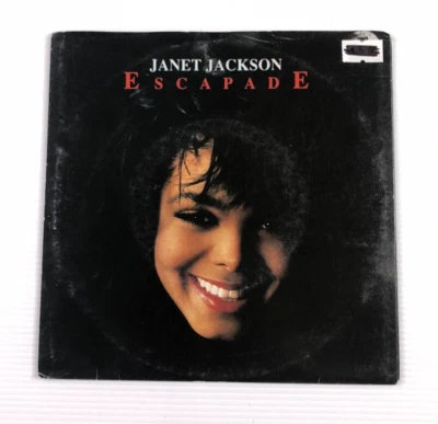Janet Jackson - Escapade 390 490-7 7" Vinyl Record Single - Very Good Condition - Image 1 of 4