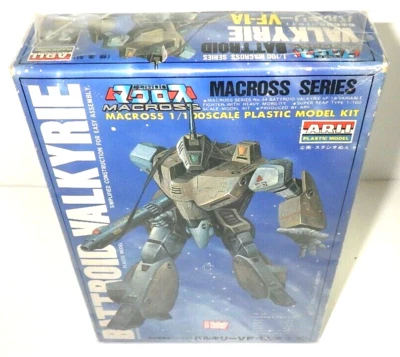 Arii Macross VF-1A Battroid Valkyrie 1/100 Model Kit Vintage Rare Robotech Japan - Bild 1 von 4