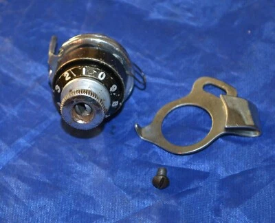 THREAD TENSION ASSEMBLY W/GUIDE SCREW TO SINGER 221 FEATHERWEIGHT SEWING MACHINE - Image 1 of 3