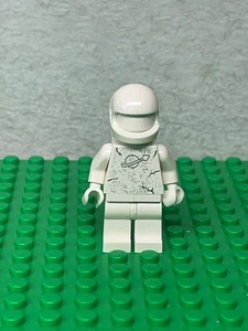LEGO Space Police 3 Alien Statue Minifigure 5974 - Picture 1 of 1