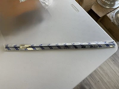 1984-1989 Nissan 300ZX Right Quarter Window Trim Molding NOS 83816-01P00 - Image 1 of 4