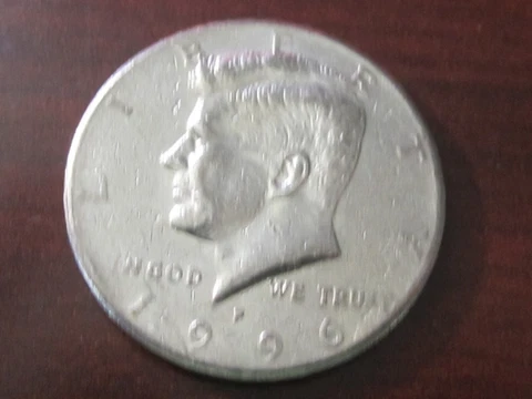 1996 P KENNEDY HALF DOLLAR NICE COIN FREE SHIPPING! Cover