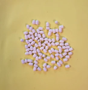 100 Count of Rubbermaid Plastic Caps, White FG3P3800WHT (inside 11/64") - Picture 1 of 7