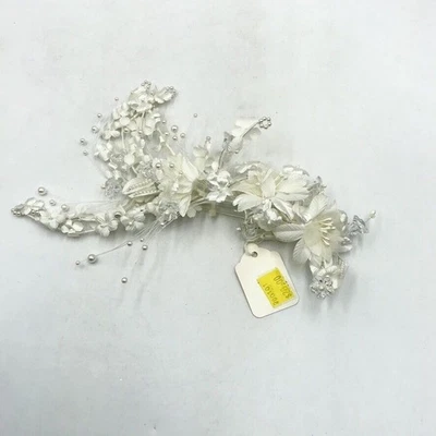 Vintage 80s Womens Vine Spray Comb Pearl Flower Bride Bridal Flower Crystal - Image 1 of 4