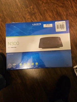 NEW Cisco Linksys E1200 Wireless N300 Wi-Fi Router Sealed - Image 1 of 3