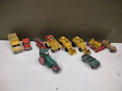 Bulldozer Lesney & Husky Land Rover cargadores delanteros carretera grúa rodillo camión de bomberos Foto 1 de 4