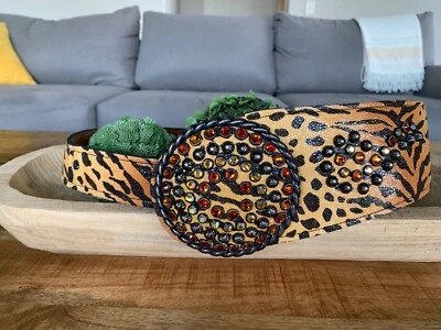 Cinturón De Colección Estampado Tigre AROHOE Cuero Concho Estrás Foto 1 de 4