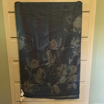 Nordstrom Bufanda Azul Gris Patrón Floral Suave Talla Única 22'x80' NUEVO Foto 1 de 4