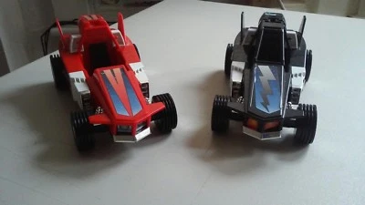 MMPR Bandai Power Rangers EN EL ESPACIO (NEGRO Y ROJO) GALÁCTICO ROVER VEHÍCULO COCHE 98 Foto 1 de 4