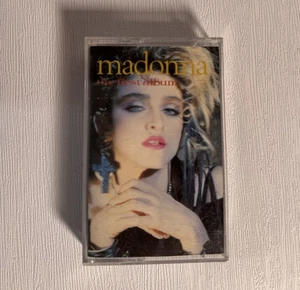 Madonna The First Album Cassette Tape Warner Sire Records 1983 - Foto 1 di 2