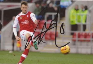 ROTHERHAM: LEE FRECKLINGTON SIGNED 6x4 ACTION PHOTO+COA - Picture 1 of 1