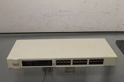 Linksys 24 Port Dual-Speed Hub EF2H24, Powers Up, 90-260VAC, 50/60 Hz  - Image 1 of 4