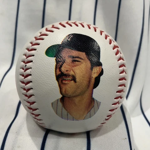 1987 New York Yankees Don Mattingly Fotoball Collectible Baseball Ball Cover