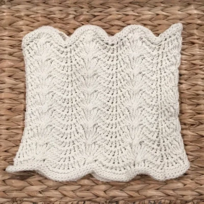 Capucha hecha a mano festoneada tejida con cable ORGÁNICA 100 % algodón crema boho para mujer hecha en EE. UU. Foto 1 de 4