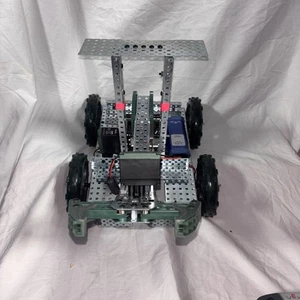 Vex Robotics 1 Of 1 Robot - Picture 1 of 15
