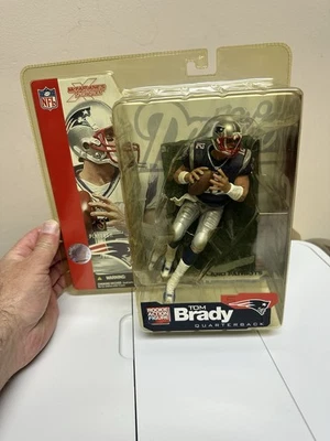 McFarlane NFL Series 5 - TOM BRADY - Rookie Variant - New England Patriots - Image 1 of 2