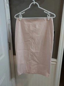 NUEVO CON ETIQUETAS😊 Falda lápiz elástica Attyre New York rosa/blanco talla 4 ENVÍO RÁPIDO 😊 - Imagen 1 de 6