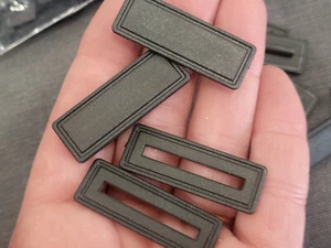 Lot 5  fermetures plastique à clipser kaki pour création boite pochette T17 - Picture 1 of 3