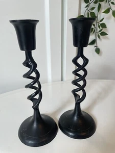 Par de Candelabros Torcidos Retro Negro Gótico Vintage Años 80 90 Decoración Interior - Imagen 1 de 3