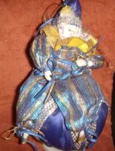 Karneval Clown Spieluhr 8" x 4" Harlekin Narr Puppe Porclain blau/gold - Bild 1 von 1
