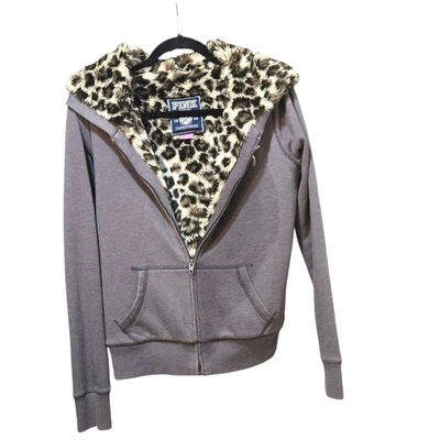 Sudadera con Capucha Rara De Colección 13 Victoria's Secret ROSA VS Forrada de Piel Dorada Lentejuelas Leopardo XS Foto 1 de 4