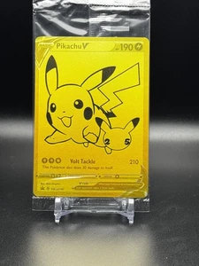 Promoción Pokémon Celebrations UPC 2021 #SWSH145 Pikachu V (oro) casi nueva - ¡sellada! - Imagen 1 de 2