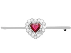 Vintage 1.15Ct Ruby and 0.80Ct Diamond, 18k White Gold Heart Bar Brooch 1968 - Picture 1 of 11