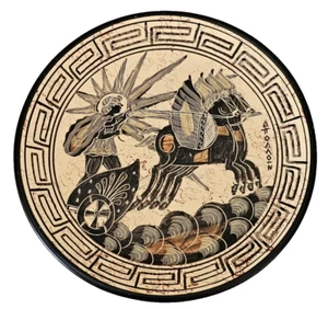 Piatto Helios dio greco ceramica mitologia copia classica firmato vintage fatto a mano - Foto 1 di 8